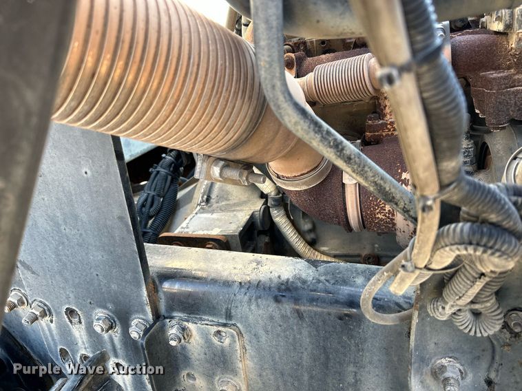 image for item DQ0944 2004 Sterling SC-8000  street sweeper truck