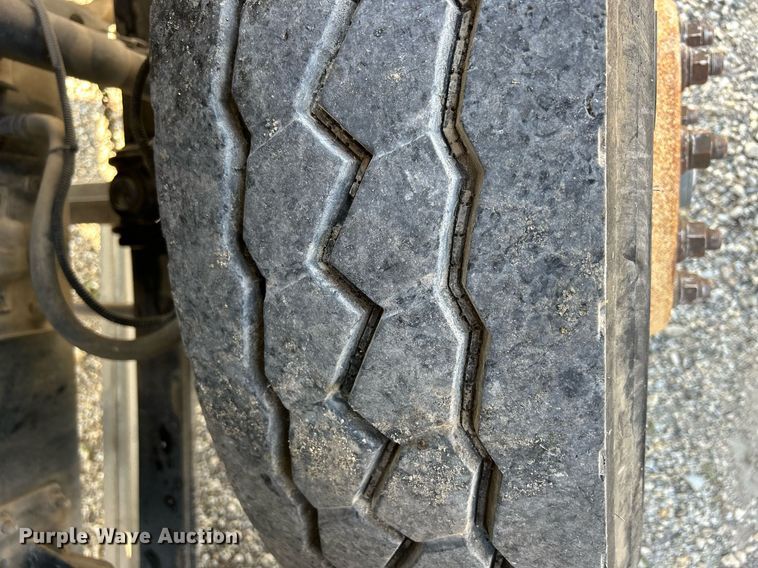 image for item DQ0944 2004 Sterling SC-8000  street sweeper truck