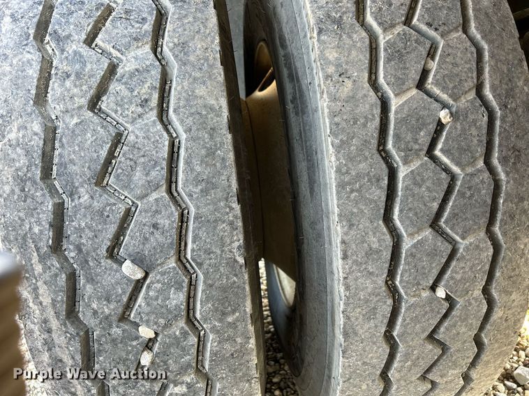 image for item DQ0944 2004 Sterling SC-8000  street sweeper truck