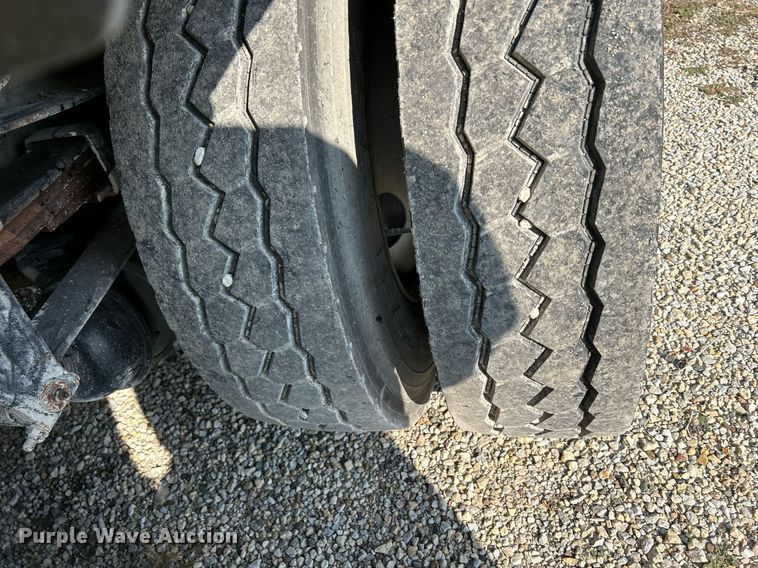 image for item DQ0944 2004 Sterling SC-8000  street sweeper truck