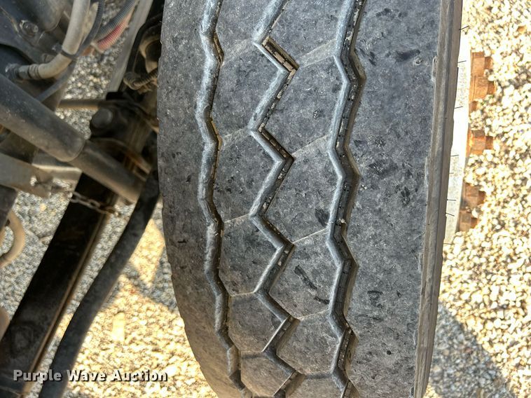 image for item DQ0944 2004 Sterling SC-8000  street sweeper truck