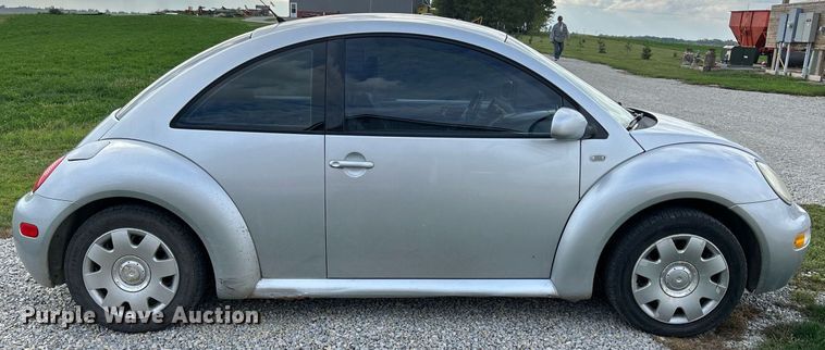 image for item DQ0950 2002 Volkswagen New Beetle