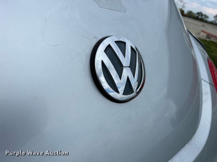 image for item DQ0950 2002 Volkswagen New Beetle