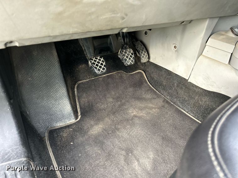 image for item DQ0950 2002 Volkswagen New Beetle