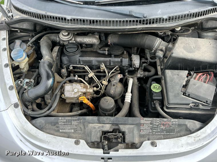 image for item DQ0950 2002 Volkswagen New Beetle