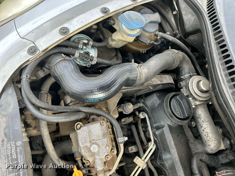 image for item DQ0950 2002 Volkswagen New Beetle