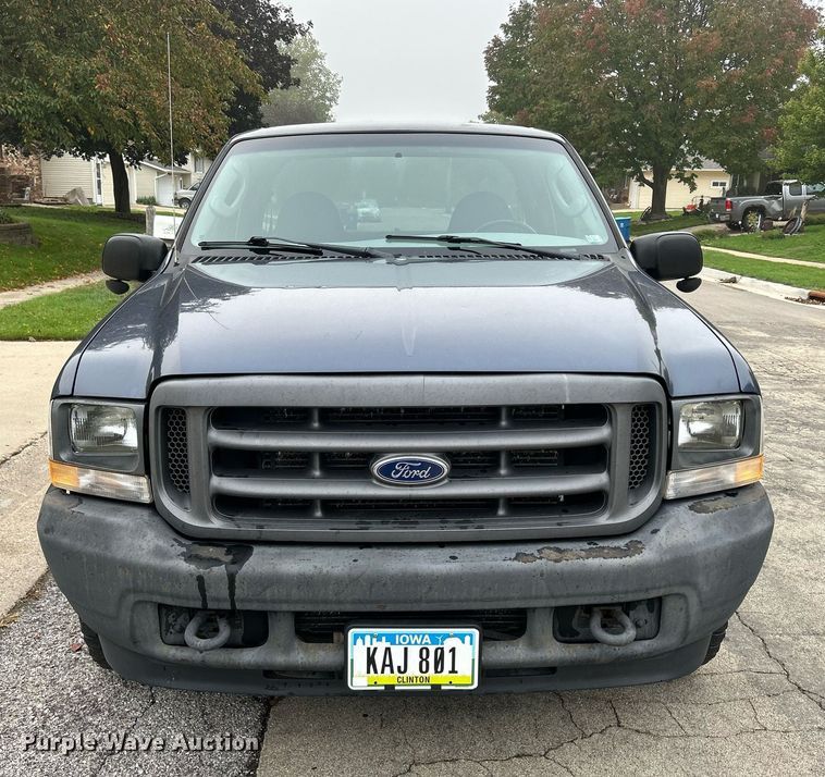 image for item DQ0956 2004 Ford F250 Super Duty XL  SuperCab pickup truck