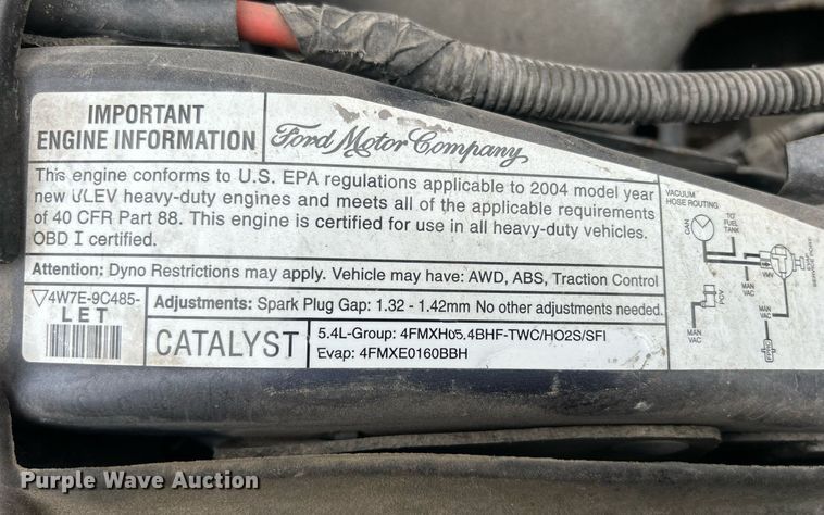 image for item DQ0956 2004 Ford F250 Super Duty XL  SuperCab pickup truck