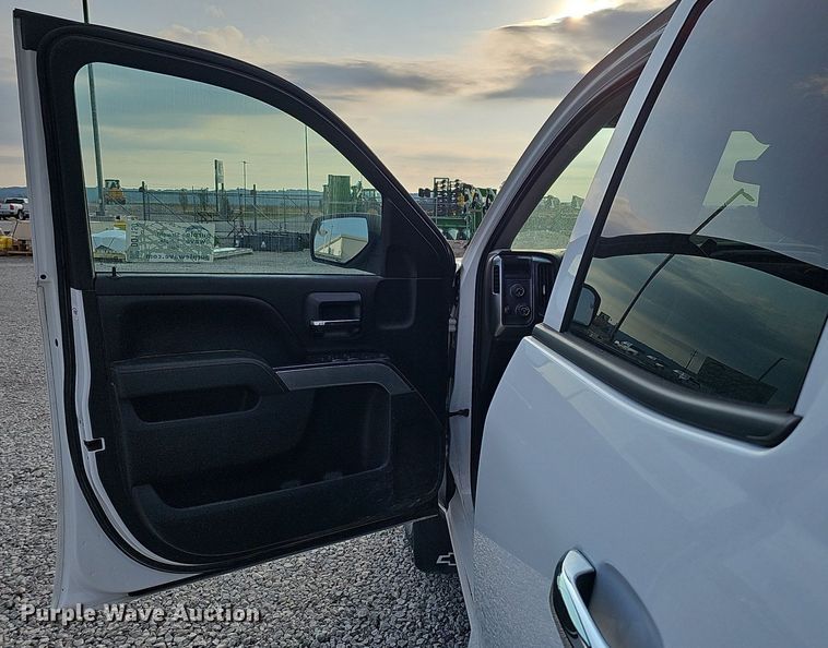 image for item DQ1150 2014 Chevrolet Silverado 1500  Double Cab pickup truck