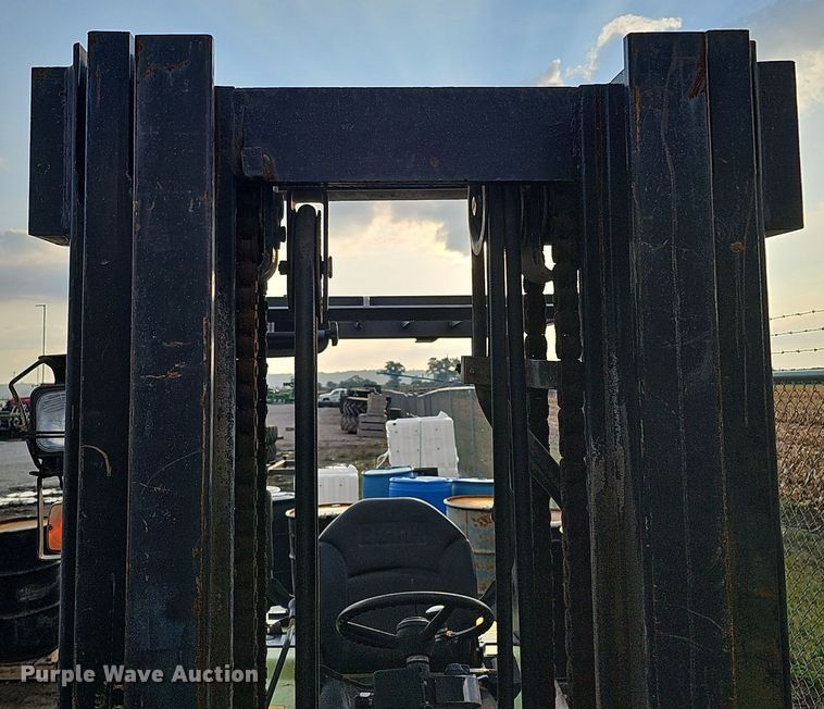 image for item DQ1151 Clark CMP 20L  forklift