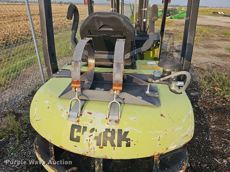 image for item DQ1151 Clark CMP 20L  forklift