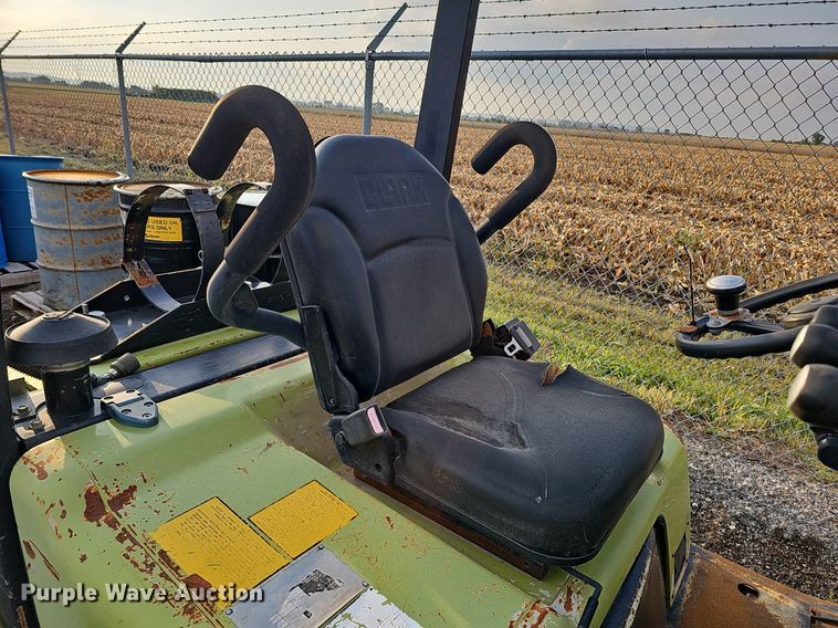 image for item DQ1151 Clark CMP 20L  forklift