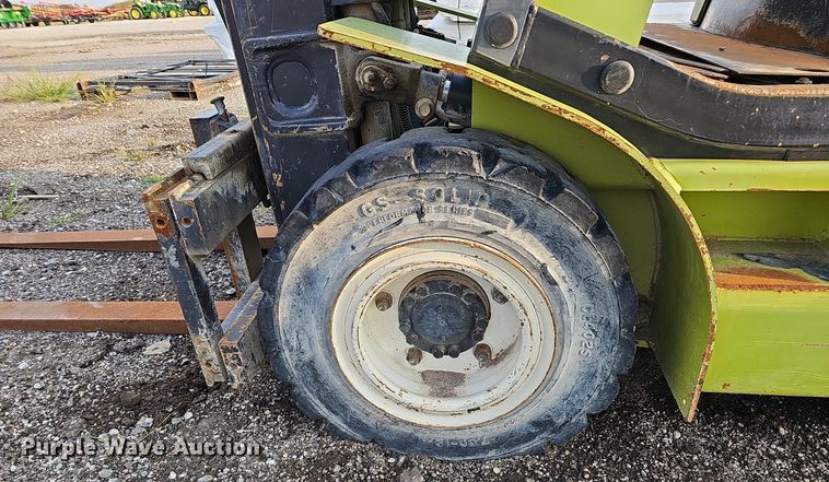 image for item DQ1151 Clark CMP 20L  forklift