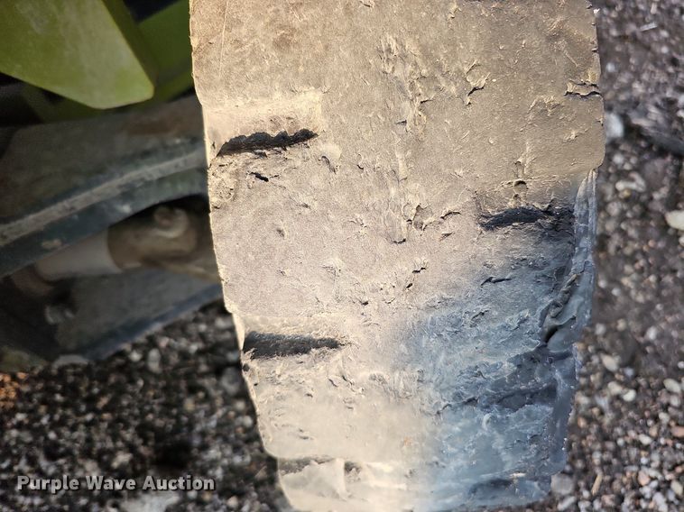 image for item DQ1151 Clark CMP 20L  forklift