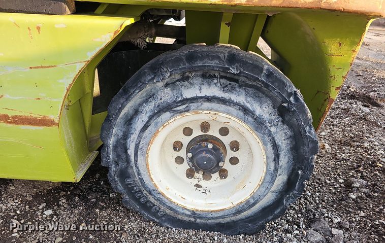 image for item DQ1151 Clark CMP 20L  forklift