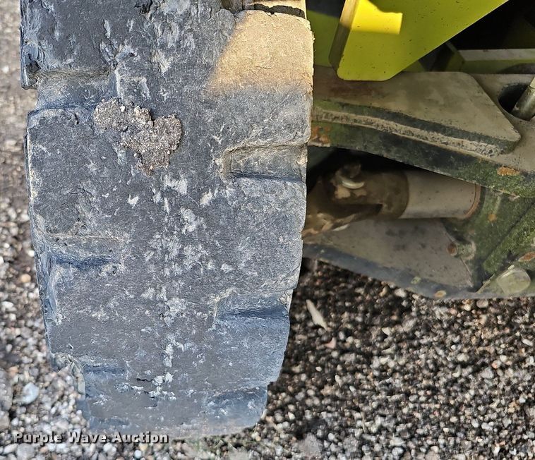 image for item DQ1151 Clark CMP 20L  forklift