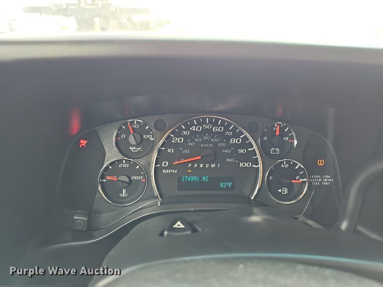 image for item DQ1152 2012 Chevrolet Express 3500  van