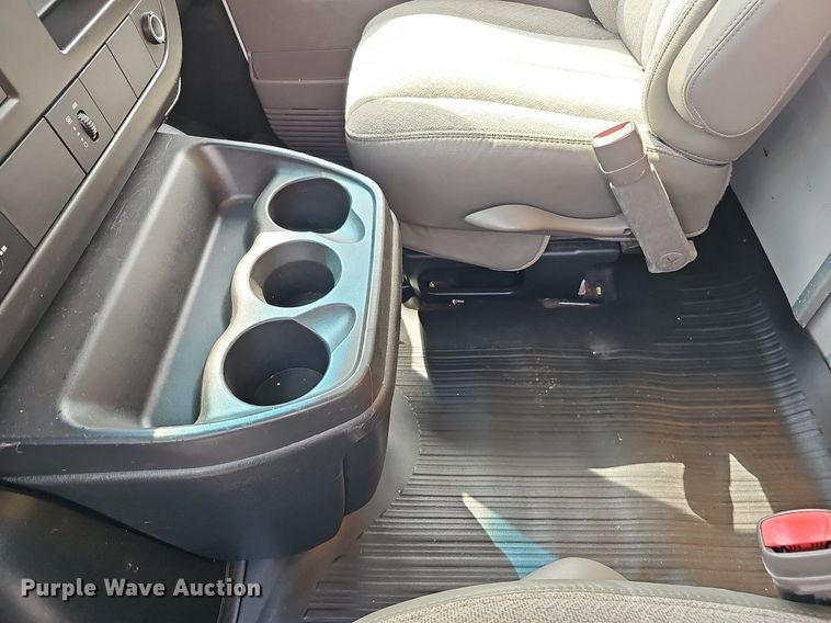 image for item DQ1152 2012 Chevrolet Express 3500  van