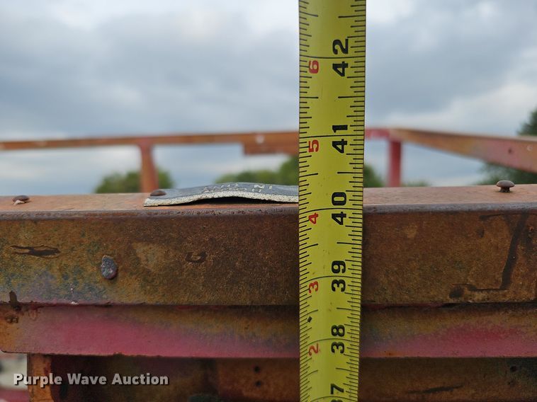 image for item DQ1153 2001  Chevrolet C6500  boom lift  truck