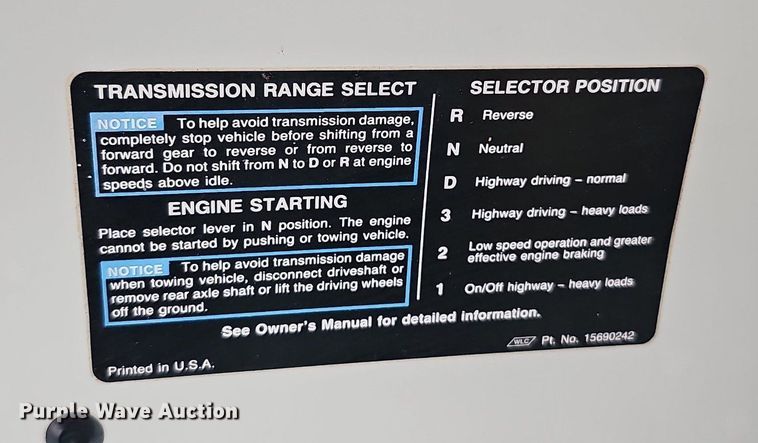 image for item DQ1153 2001  Chevrolet C6500  boom lift  truck