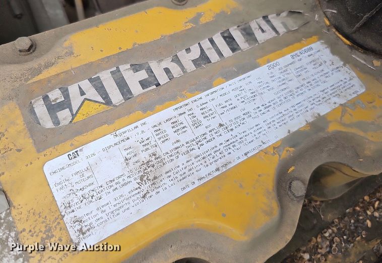 image for item DQ1153 2001  Chevrolet C6500  boom lift  truck