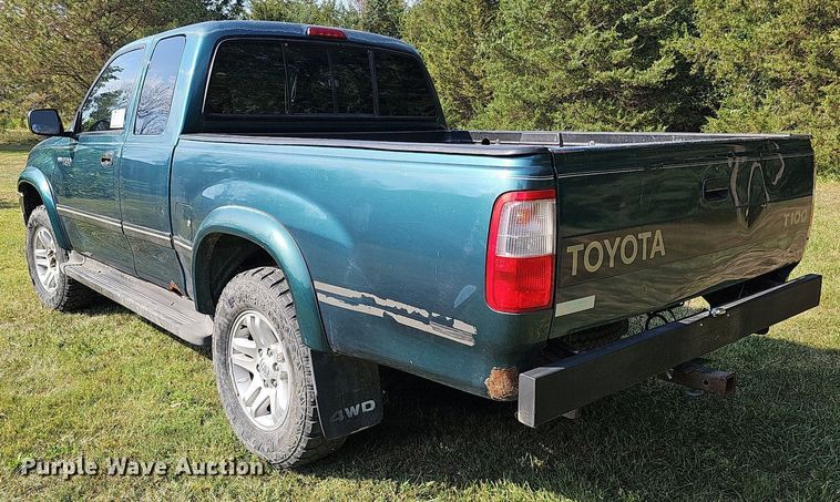 image for item DQ1154 1997 Toyota T100  XtraCab pickup truck