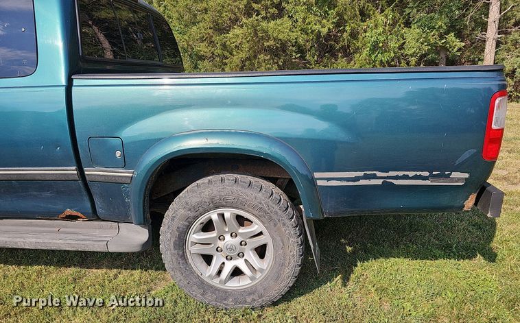 image for item DQ1154 1997 Toyota T100  XtraCab pickup truck