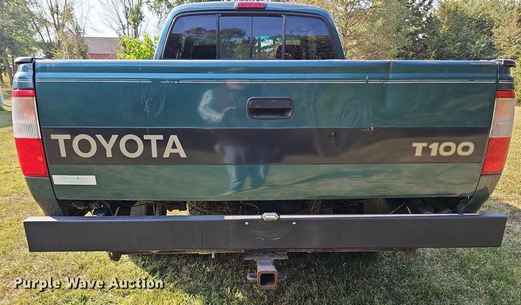 image for item DQ1154 1997 Toyota T100  XtraCab pickup truck