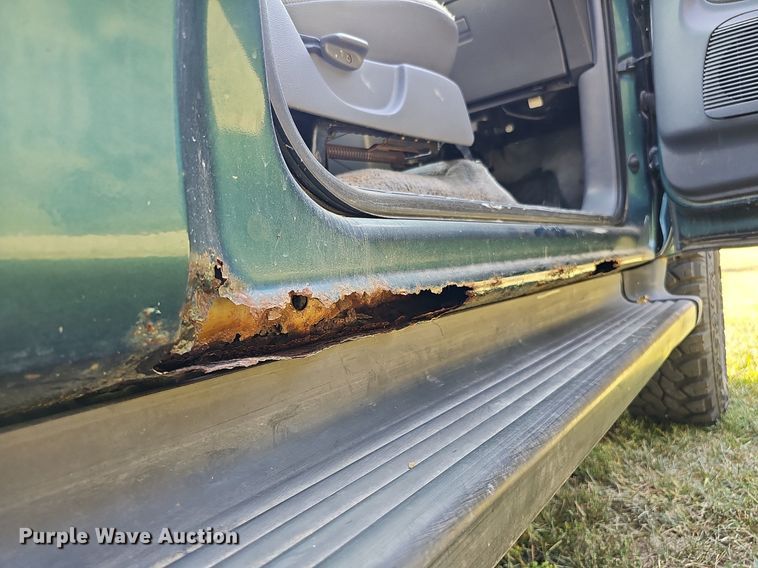 image for item DQ1154 1997 Toyota T100  XtraCab pickup truck