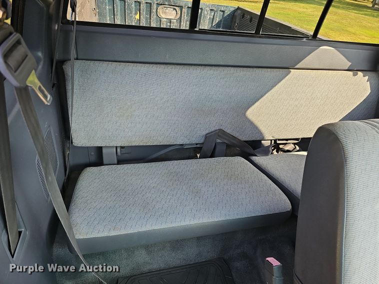 image for item DQ1154 1997 Toyota T100  XtraCab pickup truck