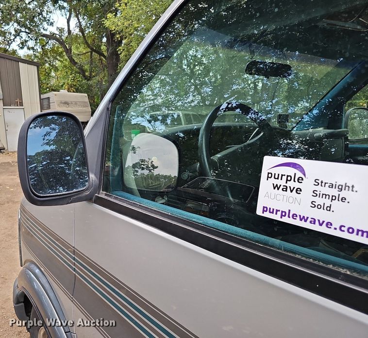 image for item DQ1157 1996 Chevrolet 1500 Mystic Edition  van