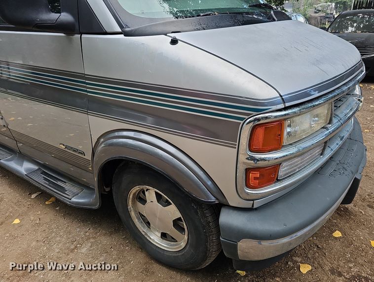image for item DQ1157 1996 Chevrolet 1500 Mystic Edition  van