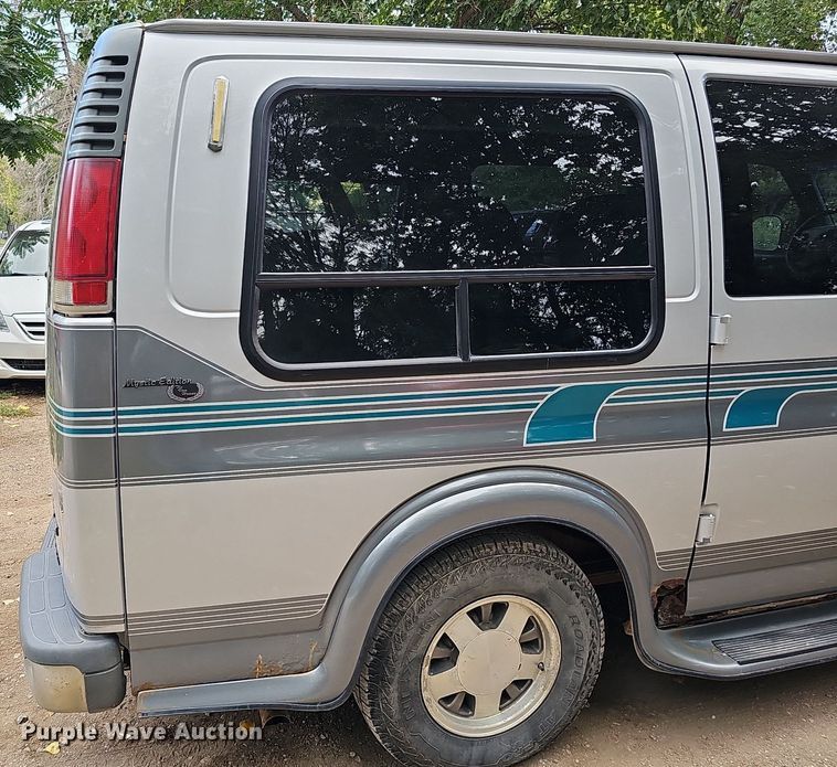 image for item DQ1157 1996 Chevrolet 1500 Mystic Edition  van
