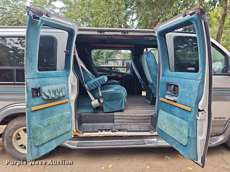 image for item DQ1157 1996 Chevrolet 1500 Mystic Edition  van
