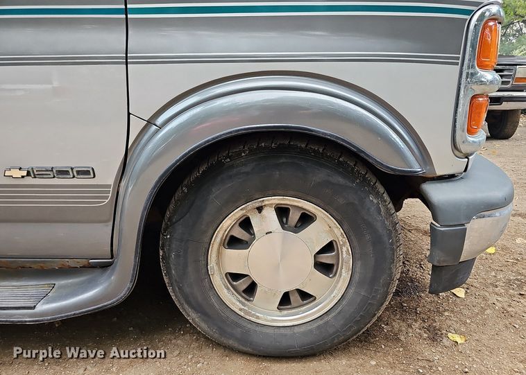 image for item DQ1157 1996 Chevrolet 1500 Mystic Edition  van