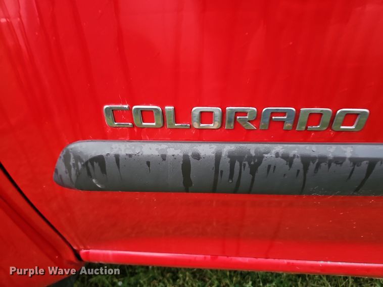 image for item DQ1159 2005 Chevrolet Colorado LS  pickup truck