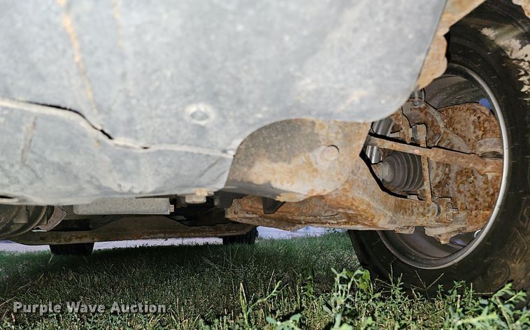 image for item DQ1159 2005 Chevrolet Colorado LS  pickup truck