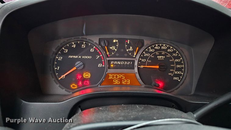 image for item DQ1159 2005 Chevrolet Colorado LS  pickup truck