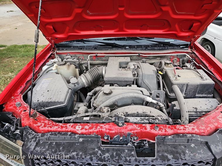 image for item DQ1159 2005 Chevrolet Colorado LS  pickup truck