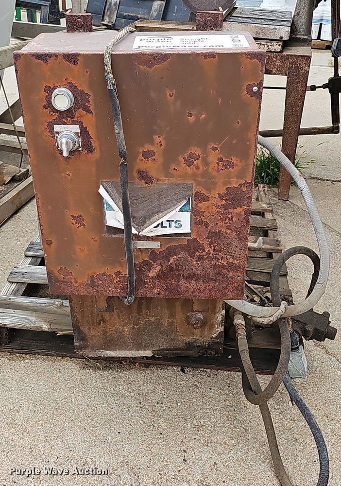 image for item DQ1162 Tools