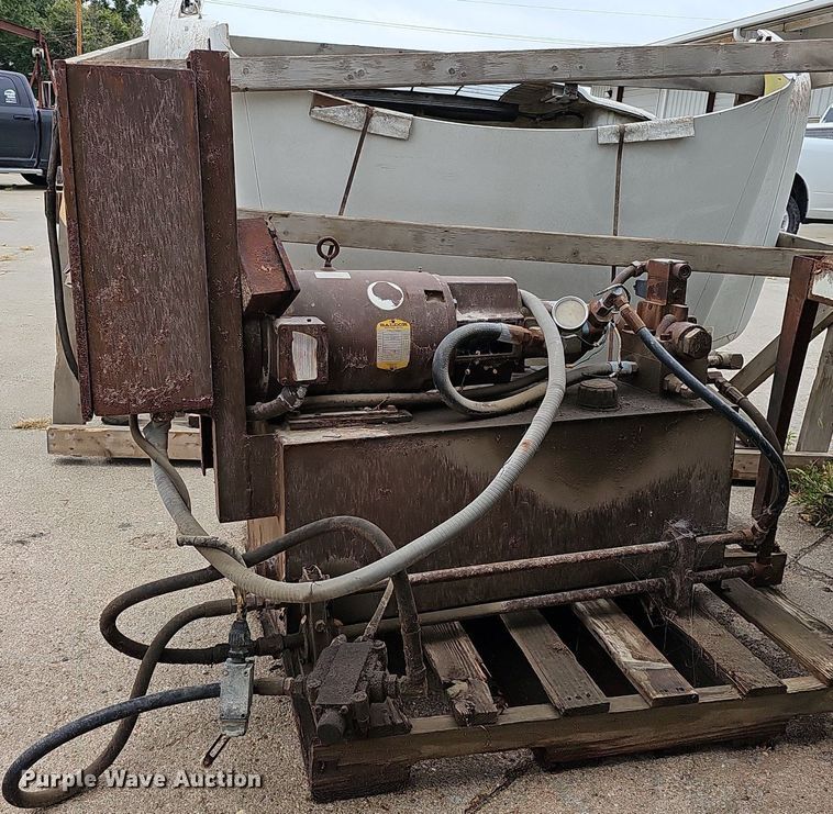 image for item DQ1162 Tools