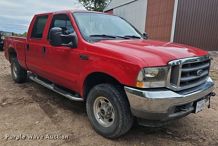 image for item DQ1163 2002 Ford F250 Super Duty Lariat  Crew Cab pickup truck
