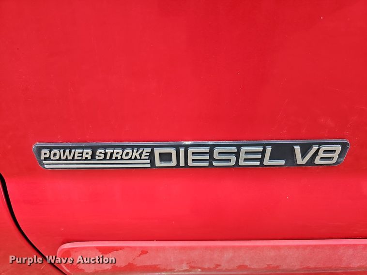 image for item DQ1163 2002 Ford F250 Super Duty Lariat  Crew Cab pickup truck