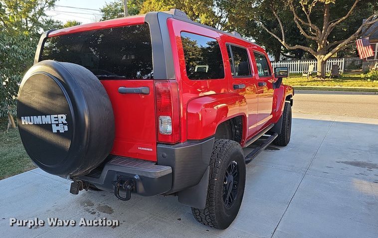image for item DQ1164 2006 Hummer H3  SUV
