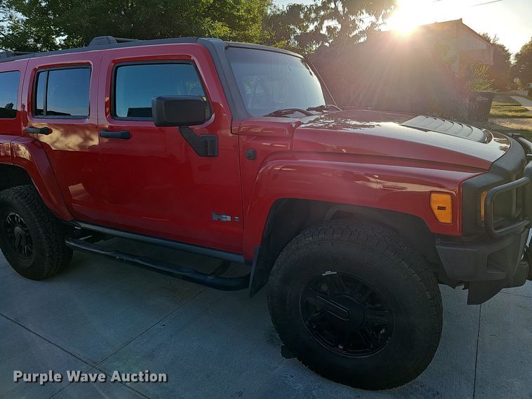 image for item DQ1164 2006 Hummer H3  SUV