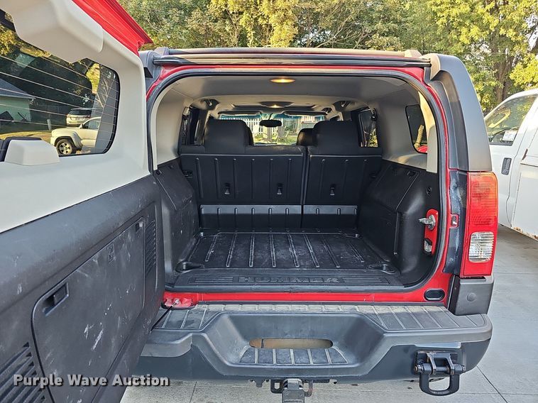 image for item DQ1164 2006 Hummer H3  SUV