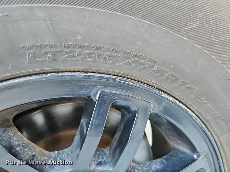 image for item DQ1164 2006 Hummer H3  SUV