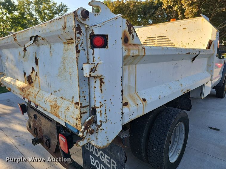 image for item DQ1165 2008 Ford F550 Super Duty  dump truck