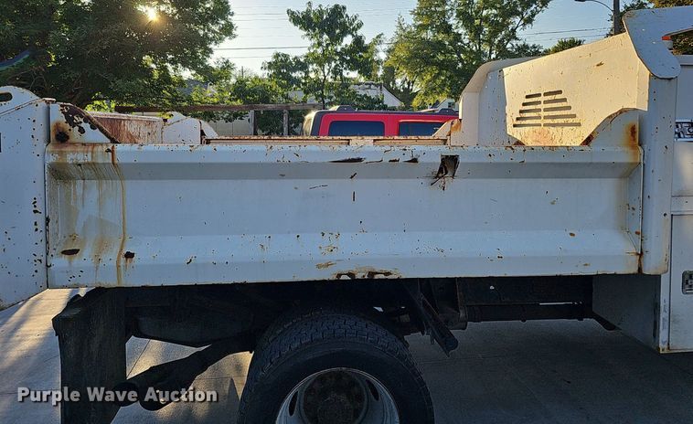 image for item DQ1165 2008 Ford F550 Super Duty  dump truck