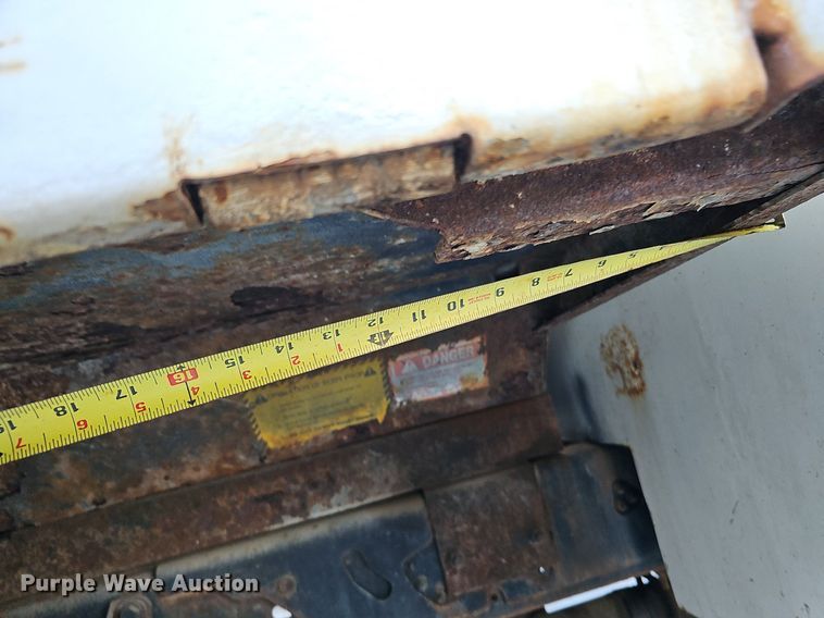 image for item DQ1165 2008 Ford F550 Super Duty  dump truck